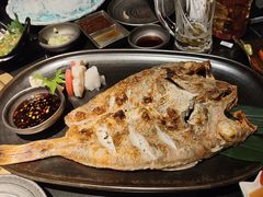 -山川小町·极番烧肉(新地假日广场店)
