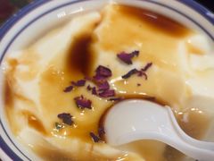 -云阿蛮云南生烫牛肉米线(奉贤路店)