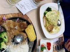 -佰搭果·广式茶餐厅(西华路店)