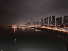 -南京眼步行桥