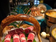 -小天鹅戴斯酒店鲸鲨百汇创作料理