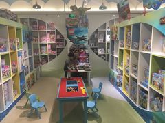 玩具区-博览书店(越秀悦汇天地店)