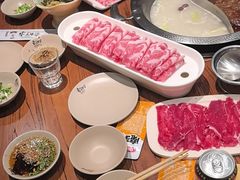 -东巴婆婆云南鱼豆花火锅(大东门店)