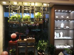 -蓝晶灵天然水晶专卖店