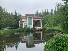 -上海怡沁园度假酒店