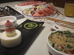 -海底捞火锅鲜切牛肉主题店(长寿路店)