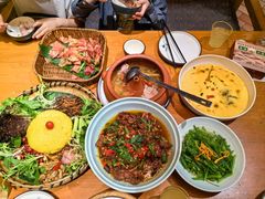 -老滇山寨•云南特色菜•地方菜•民族风情歌舞表演(金碧店)