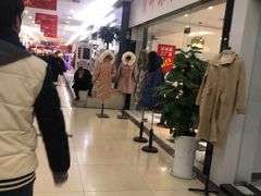 -港澳广场购物中心