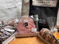 -Laderach 莱德拉(上海环贸iapm店)