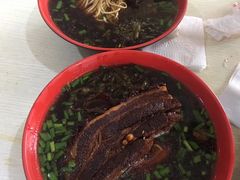 -小龙大肉面馆