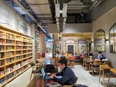 -百新书局(尚悦湾店)