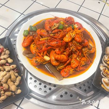 今年第一批小龙虾吃到了