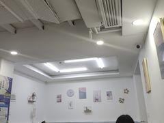 大堂-美肴冰品·汉堡·牛腩饭(总店)