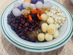 芋圆酸梅冰沙-堂屋糖水店(愚园店)