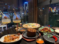 -包整·丝娃娃(一览甲秀楼风景店)