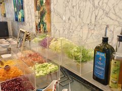 -棕榈阁·巴西烤肉海鲜自助餐厅(中州皇冠假日酒店)