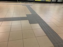 -上海体育场(地铁站)