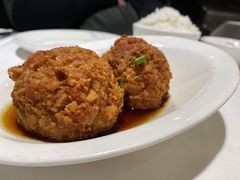 蛋黄狮子头-金春禧·鲁菜海鲜(延吉路万达店)