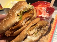 -麦当劳(哈西万达店)