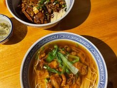 -沪西老弄堂面馆(定西路店)