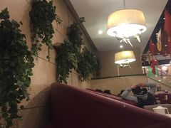 卡座-粤仔湾砂锅粥(广益哥伦布店)