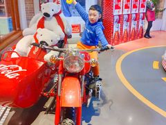 -东方明珠·可口可乐欢乐餐厅