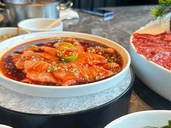 生腌三文鱼-德天肥牛海鲜火锅(城西银泰店)
