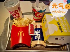 -麦当劳(七宝乐购店)
