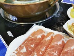 -楼外楼大刀肉传统火锅居(繁荣路店)