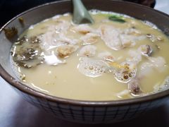 招牌黄鱼面-明呈黄鱼面馆(斜土路店)
