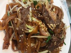 干炒牛河-大头力茶餐厅(花都融创茂店)