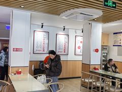 -闫家驴肉老店(华电一校店)