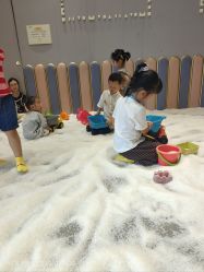-奈尔宝家庭中心·亲子餐厅(鄞州万达店)
