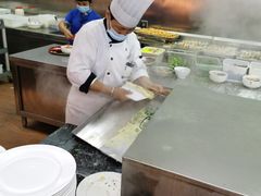 -三英温泉度假酒店-自助餐厅