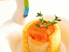 平平无奇的蛋糕卷-五进制 Coffee Shop