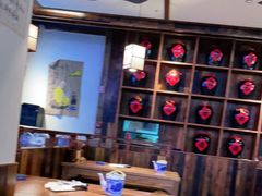 大堂-先启半步颠小酒馆(白麓里店)