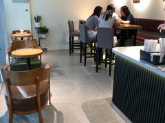 -WOW coffee