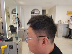 -摩登时代美发沙龙