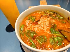 招牌小锅米线-一坐一忘云南菜(嘉里中心店)