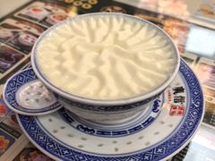 -广信牛奶甜品世家(台东店)