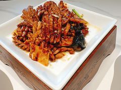 -梅飞酒家(名辉豪庭店)