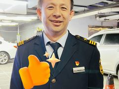 -美罗城停车场