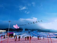 -丝绸之路山地度假区滑雪场