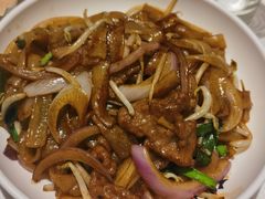 干炒牛河粉-大铁勺新津菜(东丽阳光新业广场店)