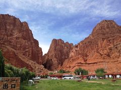 -天山神秘大峡谷