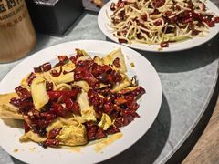 酸辣白菜-叁宝烤肉• 西安烧烤(高科新花园店)