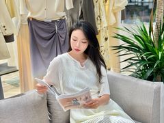 -王府井百货熙地港店