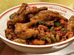 -堂瓦里·33年传统赣菜(第一街区店)