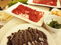 手工鲜羊肉-八先生涮肉房(三里河店)