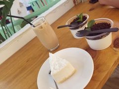 -有猫主题·治愈系猫咖(曾厝垵店)
